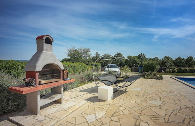 Detached Villa With Pool and Large Garden in Quiet Area Near the Sea - Foto 32