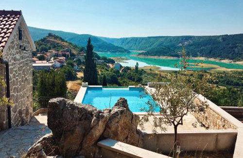 Jukini Dvori Villa with a view of the Green lake - Foto 2