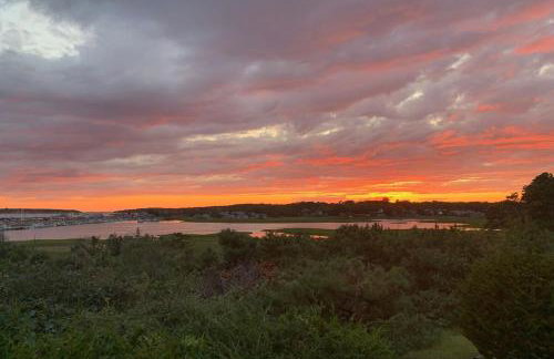 Stunning Water Views Sleeps 14 - Foto 45