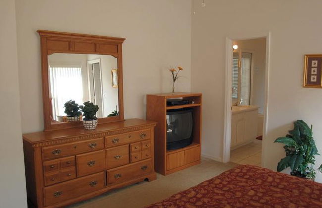 4BR 3BA Home in Indian Creek by CV-2635 - Foto 12