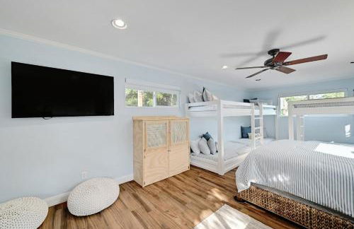 Luxurious Retreat on Lake LBJ Pool, Hot Tub, Dock - Foto 25