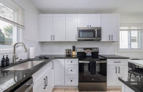 NEW!Comfy 3BR/2BA Home/Friendly City of Hazel Park - Foto 5