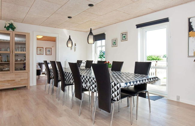 14 Person Holiday Home in Fur-by Traum - Foto 25