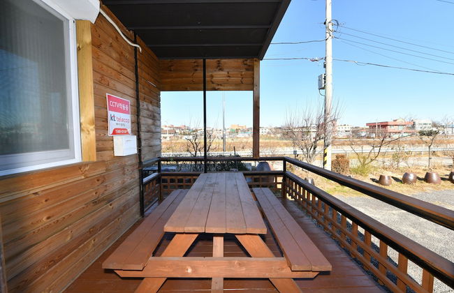 Sokcho Daemyung Pension - Photo 40