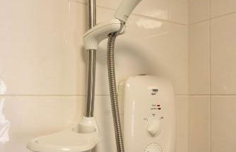 Nr WINDSOR stunning 1 bedroom self contained property in Burnham near Heathrow - Foto 9