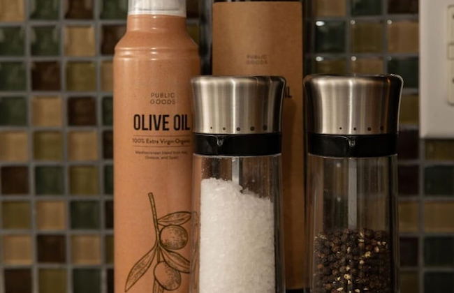 Stylish and new 1 BR Loft Apartment Right Downtown - Foto 7