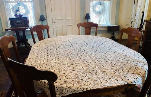 Restored historic home near ND and Amish Country - Foto 24