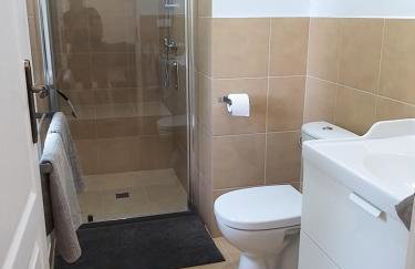 Dom nad jeziorem Suszewskim, Świętne. - Photo 8