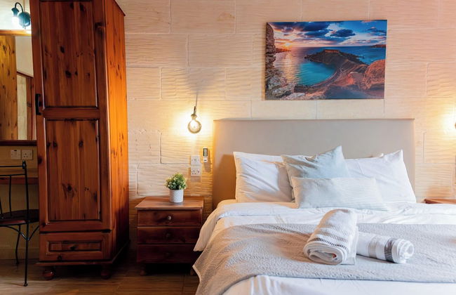 Villa Savona 3 Bedroom Villa With Private Pool - Foto 2