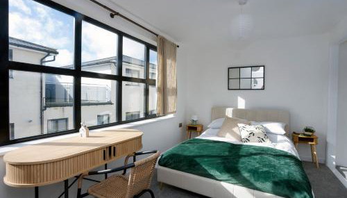 Stylish Seaside Stay - Spacious Ramsgate Apartment - New Build, Underfloor Heating, Perfect Location - Foto 1