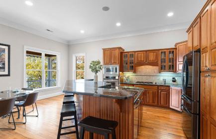 Sunset Pointe by Avantstay Waterfront, Beach, Fire Pit Sleeps 14 5bdr 4BA - Foto 6