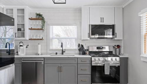 Whole House in Bay View + Fenced-in Yard + Parking - Foto 1, Other