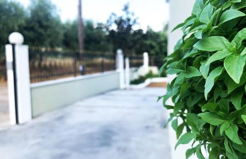 Luxury Home with Garden in the Suburbs - Foto 37