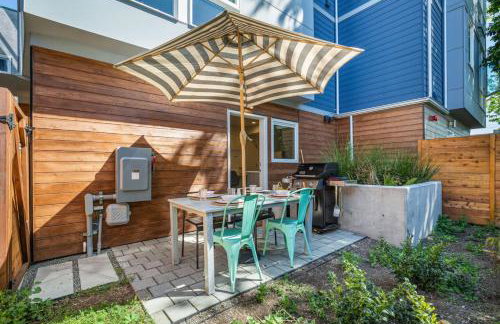 Rooftop Patio with Waterview, Private Garden & Grill 3BR 3BA- Modern Cityscape - Foto 65