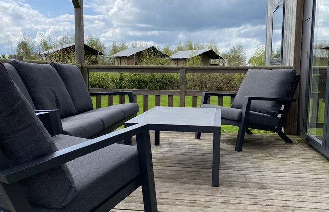 Modern 6-person Chalet in the Frisian Countryside, 3 Bedrooms and Wifi - Foto 4