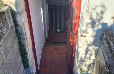 La Maison du Donjon - Gites de 8 personnes, parking privé avec jardin terrasse - Foto 18