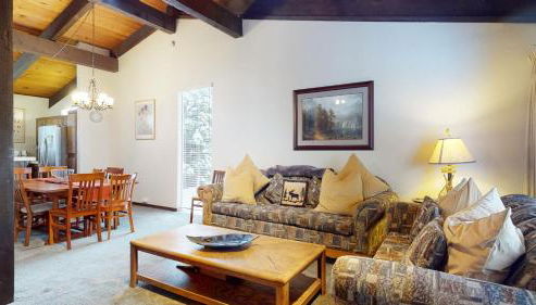 Mammoth Estates Condo - Near Village at Mammoth & Pet Friendly - Foto 5