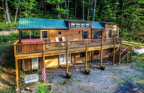 Family Cabin on 6 Acres with Lake Access and Hot Tub! - Foto 1