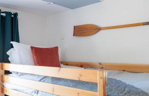 The Retreat, Waterfront & Log Burner - Foto 21