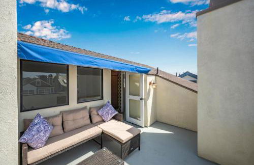 4 bedroom Home in Quiet Neighborhood near Beach - Photo 39