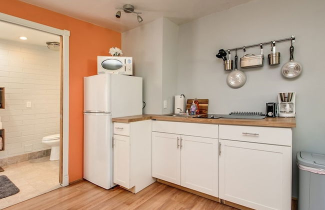 Bright & Cozy Mid Town Zen Yard Studio! - Foto 6