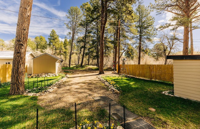 Serene Creek Side Cottage Retreat - Foto 16