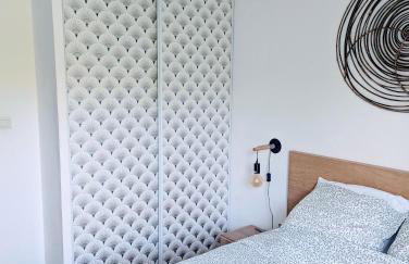 F2 garage box WiFi terasse clim Gare Fac Eco Richter - Photo 8