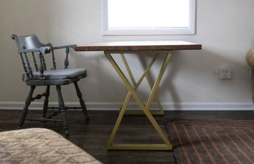 Private Classy 2nd Flr 3 Bed Apt Near Downtown - Foto 25