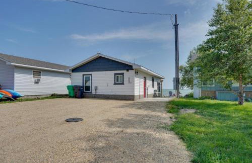Lakefront Vacation Rental with Fire Pit and Dock! - Foto 28