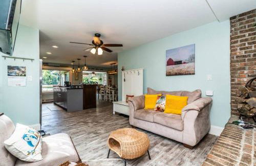 Chelsea Lake House, Game Room, & Pontoon-rental - Foto 20