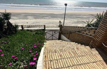 A la Orilla del Mar - Photo 1