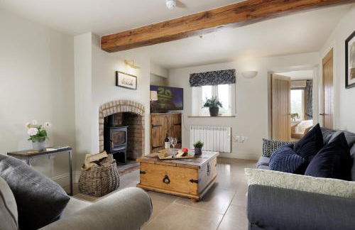 Longborough House - Photo 6