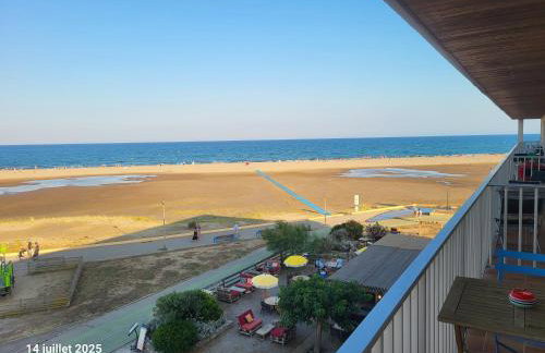 T2 sur la plage de Saint Pierre la mer ! - Foto 8