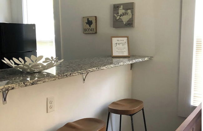 Find Your Comfort at Downtown Cozy 2br/2ba - Foto 9