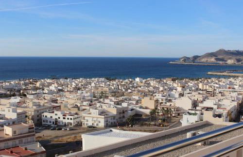 ATICO con 30m2 de terraza y vistas al mar - Foto 14