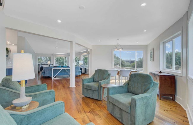 Private Pool, Putting Green & Steps to Isle of Palms Beach Paradise on Palm - Foto 11