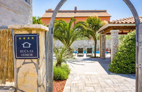 Modern Mediterreanean Villa by villatinapula - Foto 11