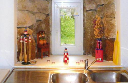 Stone House in Kersiny near the Beach - Photo 9