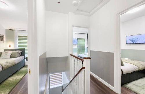 Dashing and Distinctive Dwelling w Rooftop Garden - Foto 14