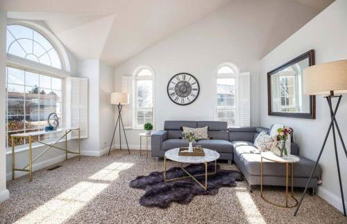 Adventure Retreat Hot Tub, Ping Pong, Close Mtn - Foto 18