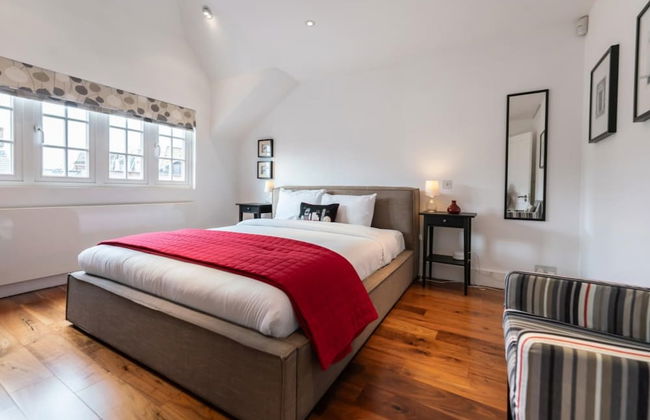 The Clapham Crib - Spacious 4bdr House With Patio - Foto 8