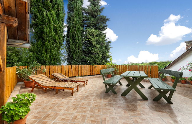 4 bedroom House in Fonyód with private pool and garden - Photo 3