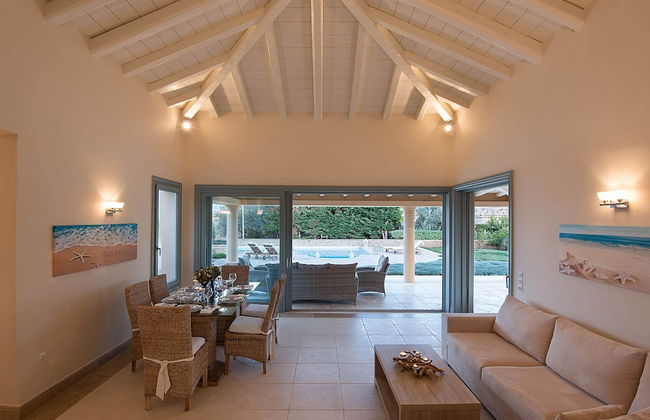 Luxurious Villa in Peloponnese With Pool - Foto 15