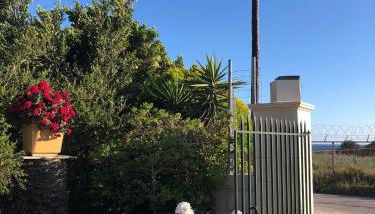 Sandy Beach Villas and Apartments - Foto 5