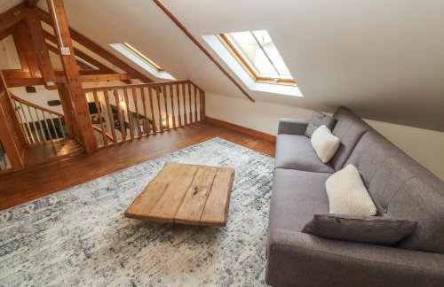 Riverside Barn - Photo 15