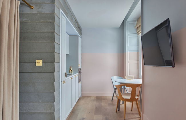 Eden Locke - Photo 34