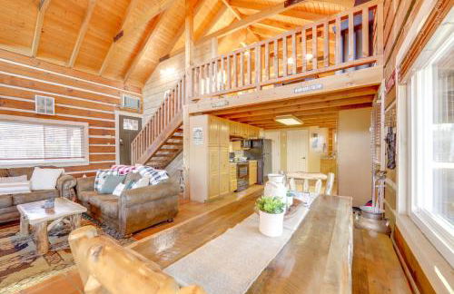 True Log Cabin with Game Room, Year-Round Views - Foto 7