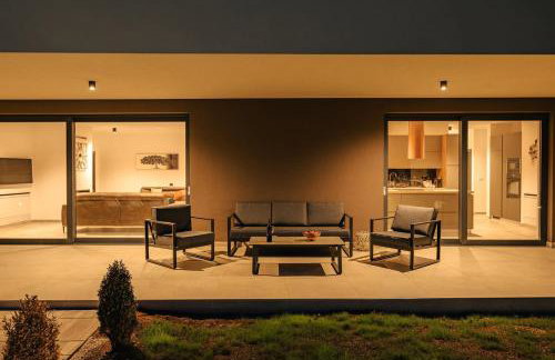 Villa de la Vie with Heated Swimming Pool - Foto 19