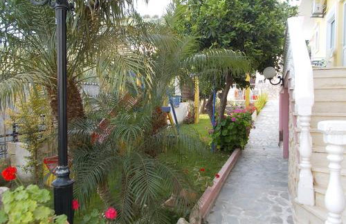 Dimitra's Sea-Crafts Boutique Studios - Photo 54