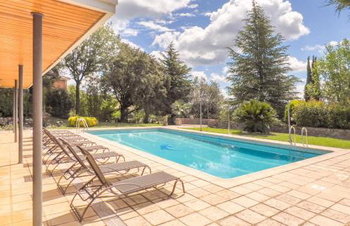 Majordoms - Sports Villa Banyoles - Foto 2